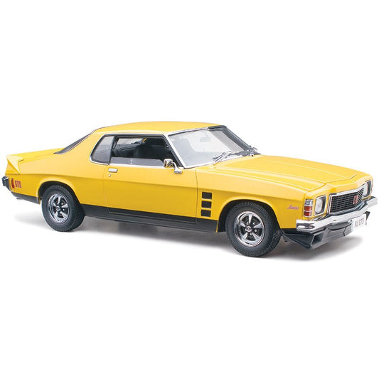 1:18 Holden HJ Monaro GTS Coupe - Absinth Yellow - Classic Carlectables - 18719