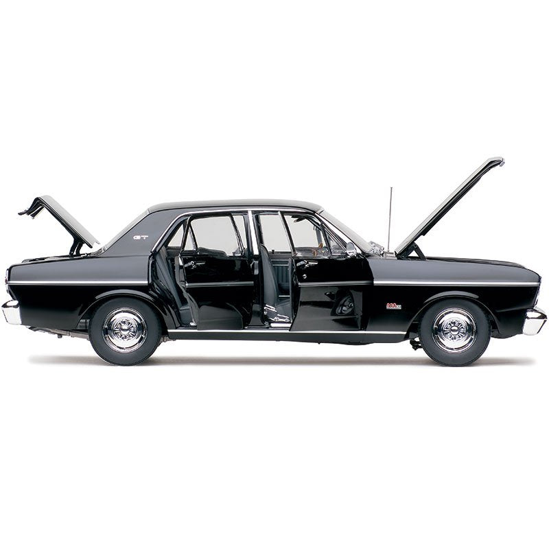 1:18 Ford XT Falcon GT - 1968 - Jet Black - Classic Carlectables - 18730