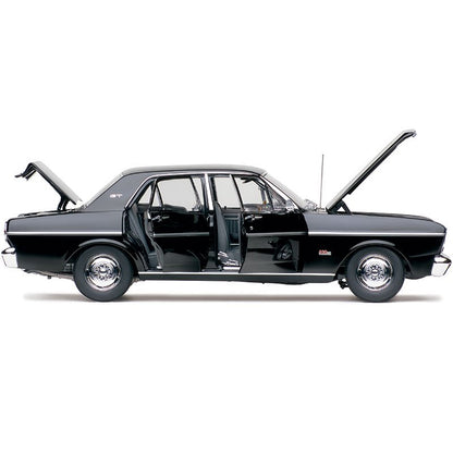 1:18 Ford XT Falcon GT - 1968 - Jet Black - Classic Carlectables - 18730
