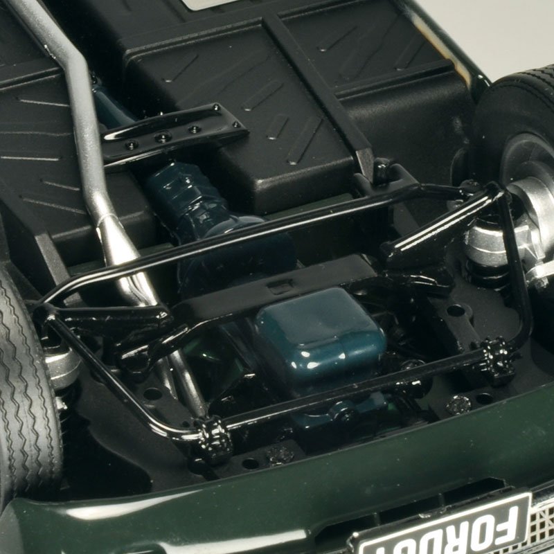 1:18 Ford Cortina GT - Goodwood Green - Classic Carlectables - 18750