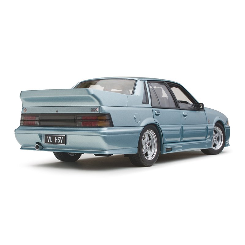 1:18 Holden VL Commodore Group A SV - Walkinshaw - Panorama Silver - Classic Carlectables - 18751