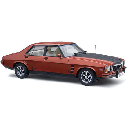 1:18 Holden HX Monaro GTS - Persian Sand - Classic Carlectables - 18759