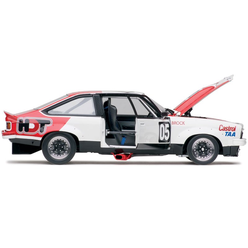 1:18 Holden LX A9X Torana #05 - Sandown 400 Winner - 1978 - ATCC - Marlboro Holden Dealer Team - Peter Brock - Classic Carlectables - 18764