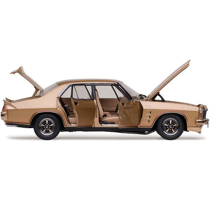 1:18 Holden HZ GTS Sedan - Sandlewood Metallic - Classic Carlectables - 18784