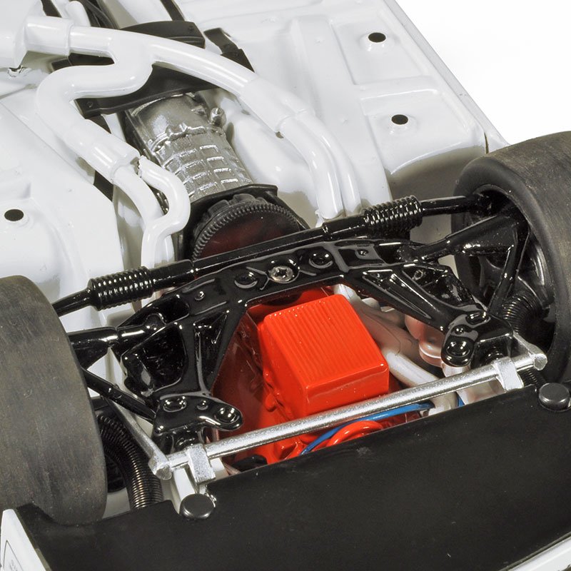 1:18 Holden VK Commodore #11 - 1986 - Bathurst - Enzed Team Perkins - Larry Perkins - Classic Carlectables - 18785