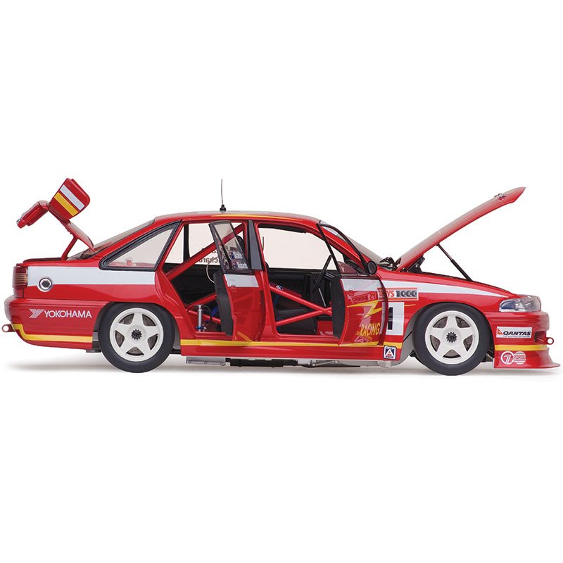 1:18 Holden VP Commodore #1 - 2nd Place - 1993 - Bathurst - Gibson Motorsport - Mark Skaife - Classic Carlectables - 18790