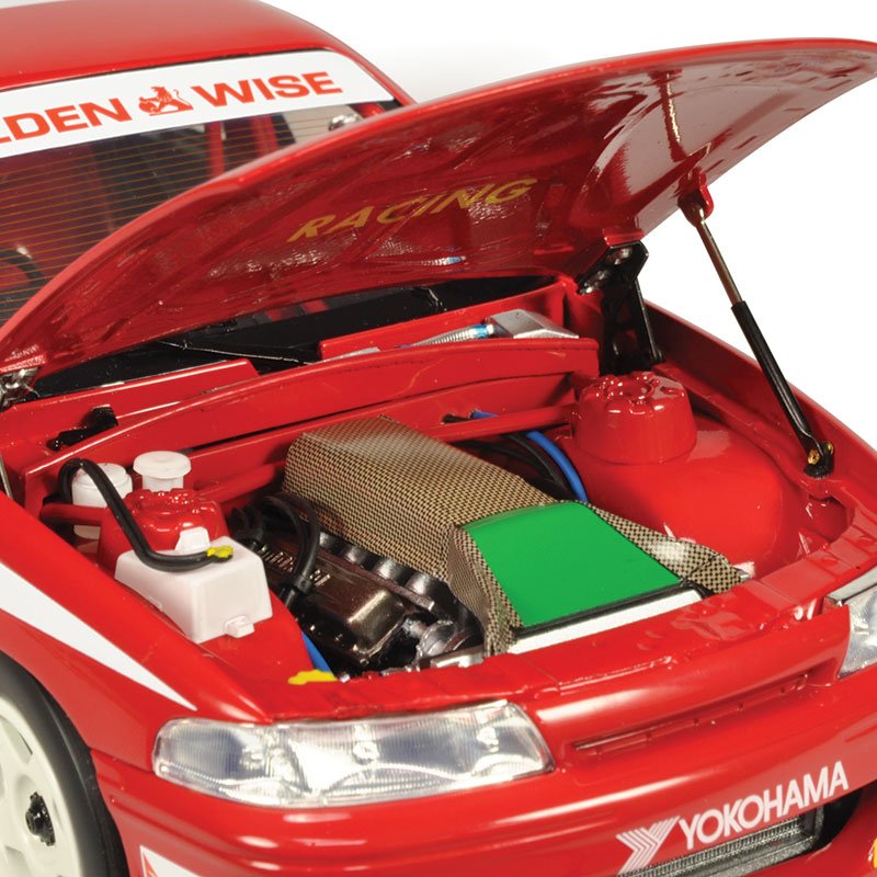 1:18 Holden VP Commodore #1 - 2nd Place - 1993 - Bathurst - Gibson Motorsport - Mark Skaife - Classic Carlectables - 18790