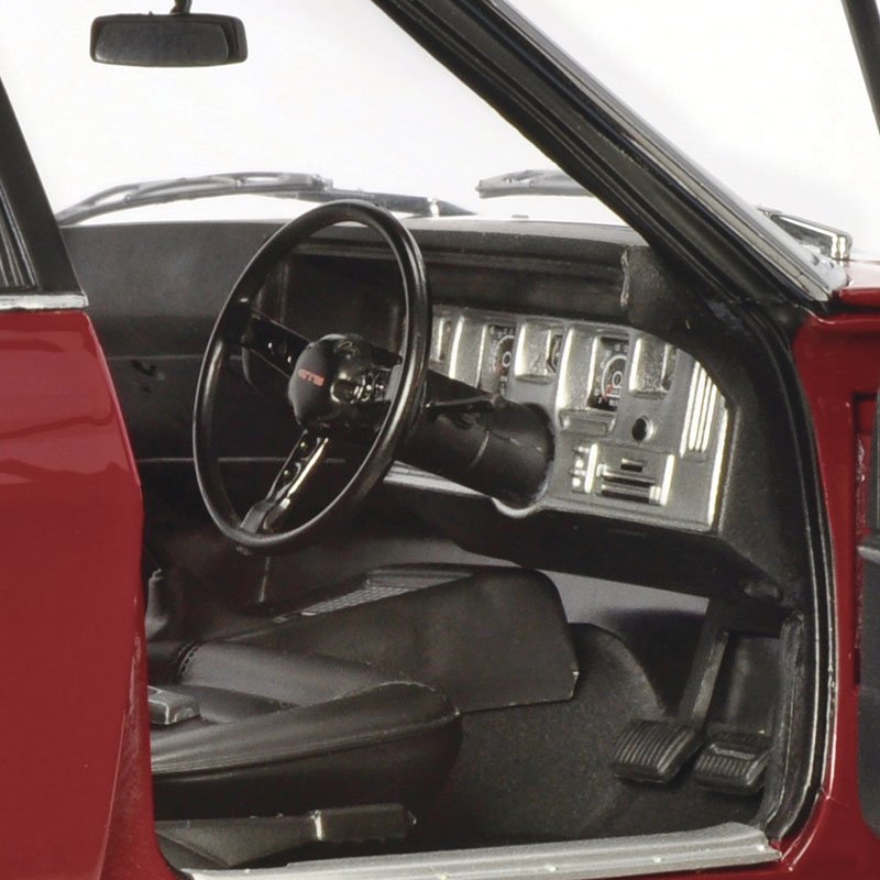 1:18 Holden HQ Monaro GTS - Burgundy - Classic Carlectables - 18791