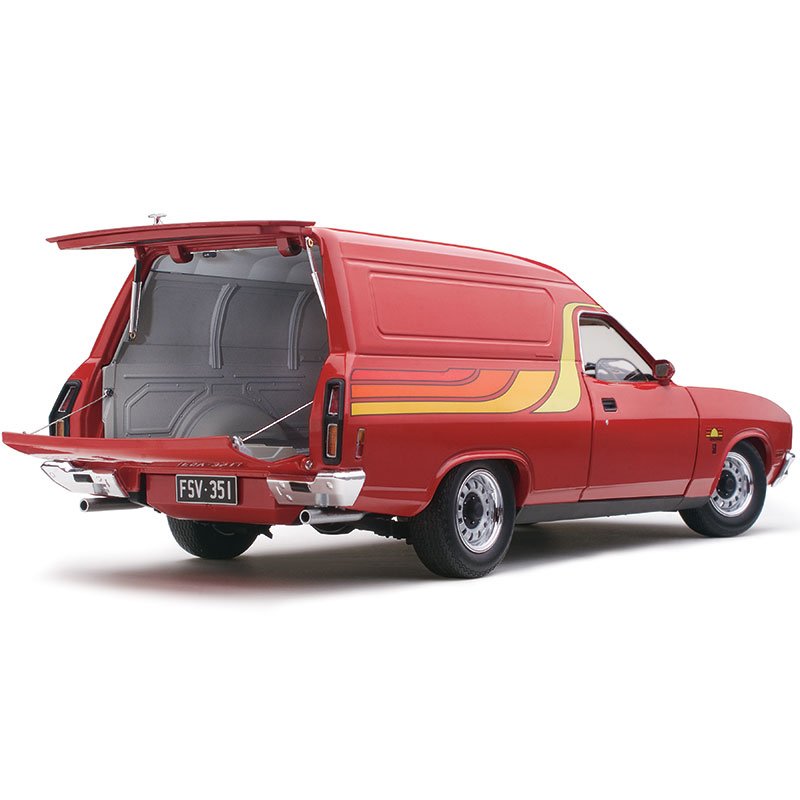 1:18 Ford XC Sundowner - Flame Red - Classic Carlectables - 18792