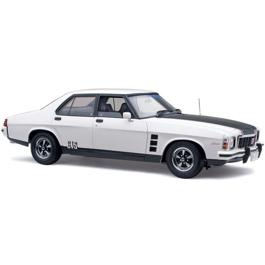 1:18 Holden HX Monaro GTS - Cotillion White - Classic Carlectables - 18794
