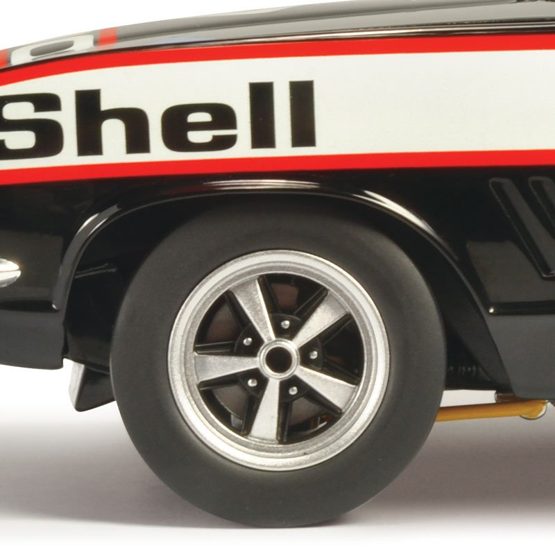 1:18 Holden LJ Torana GTR XU-1 #10D - 5th Place - 1973 - Bathurst - Lakis Manticas - Bob Forbes - Classic Carlectables - 18801