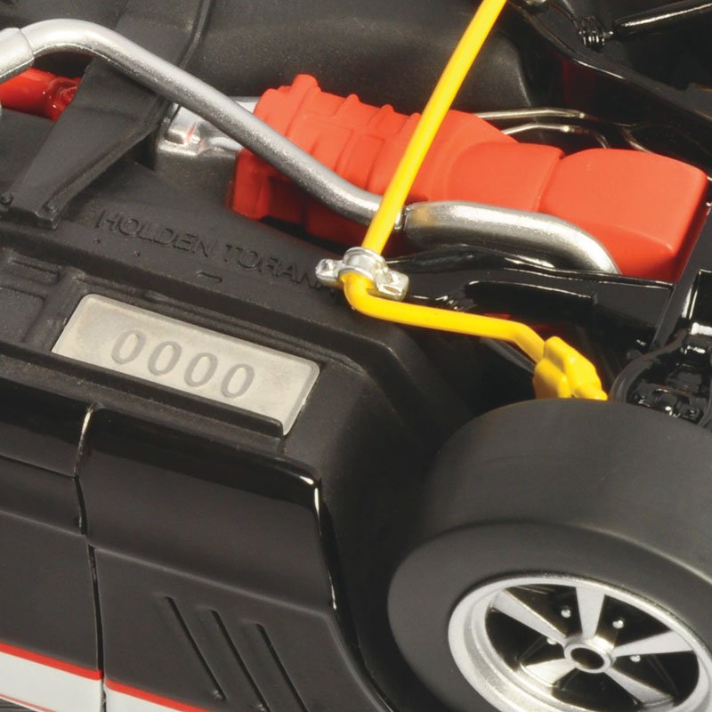 1:18 Holden LJ Torana GTR XU-1 #10D - 5th Place - 1973 - Bathurst - Lakis Manticas - Bob Forbes - Classic Carlectables - 18801