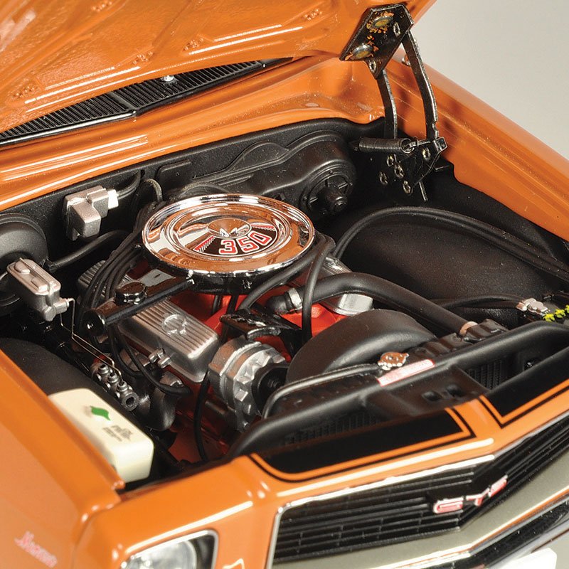 1:18 Holden HQ Monaro GTS Coupe - Russet - Classic Carlectables - 18802