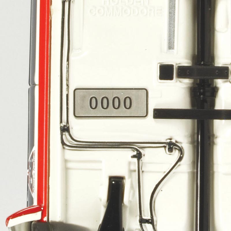 1:18 Holden VC Commodore #12 - 1981 - Bathurst - Warren Cullen - Classic Carlectables - 18806