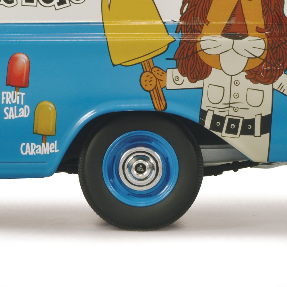1:18 Holden EH Panel Van - Tastes of Australia No. 6 - Streets Paddle Pops - Classic Carlectables - 18833