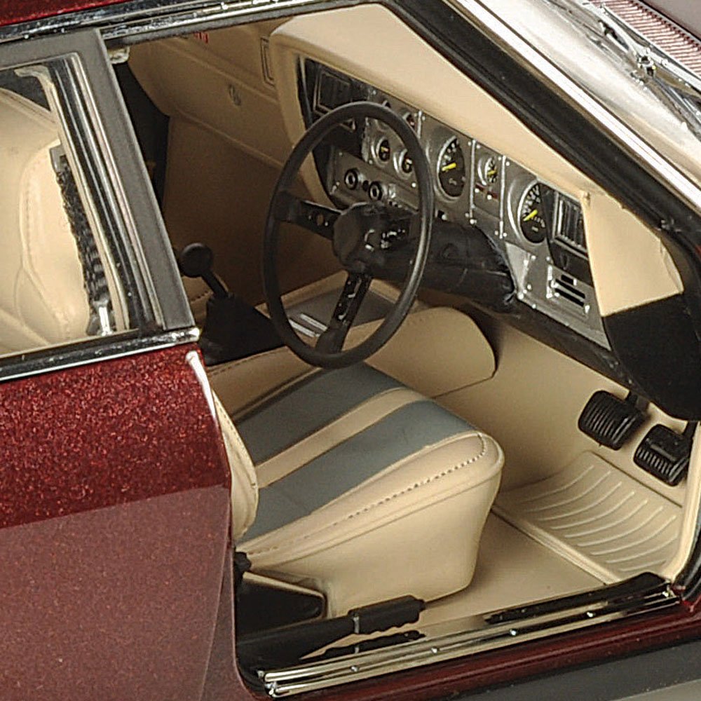 1:18 Holden HJ Monaro GTS - Claret Metallic - Classic Carlectables - 18841