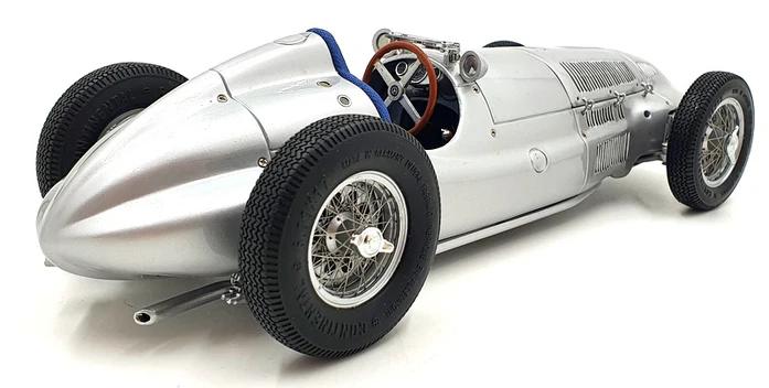 1:18 Mercedes-Benz W165 - Der grosse Sieger von Tripolis - 1939 - Silver - CMC Models - M-018
