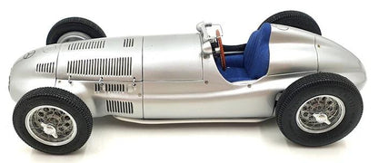 1:18 Mercedes-Benz W165 - Der grosse Sieger von Tripolis - 1939 - Silver - CMC Models - M-018