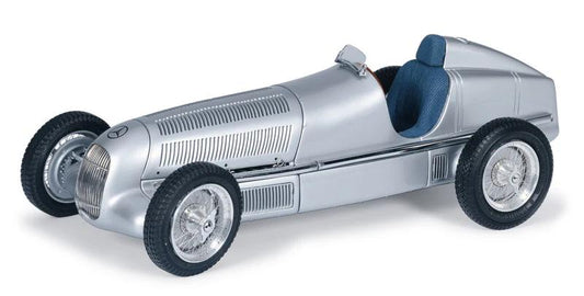 1:18 Mercedes-Benz W25 - The First Silver Arrow - 1934 - Silver - CMC Models - M-033