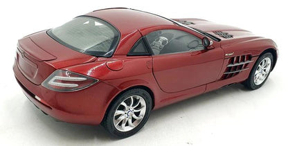 1:18 Mercedes-Benz SLR McLaren - 2003 - Red - CMC Models - M-045A