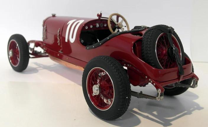 1:18 Mercedes-Benz #10 - Targa Florio Winner - 1924 - Christian Werner - CMC Models - M-048