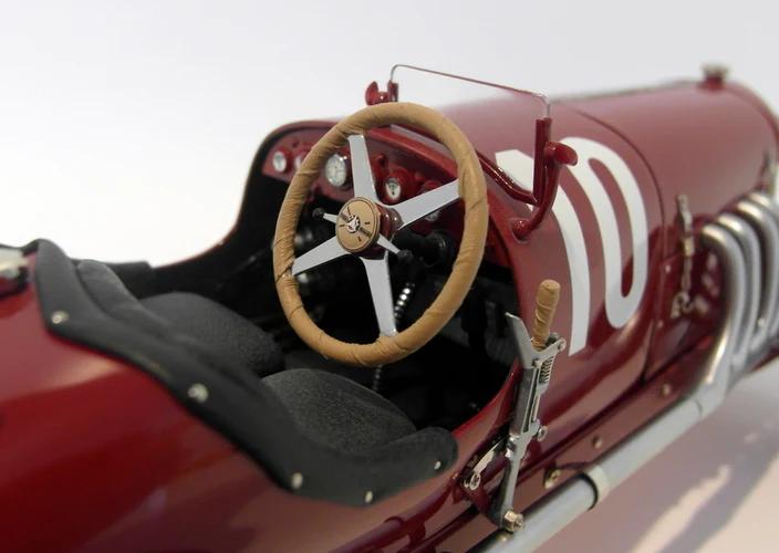 1:18 Mercedes-Benz #10 - Targa Florio Winner - 1924 - Christian Werner - CMC Models - M-048