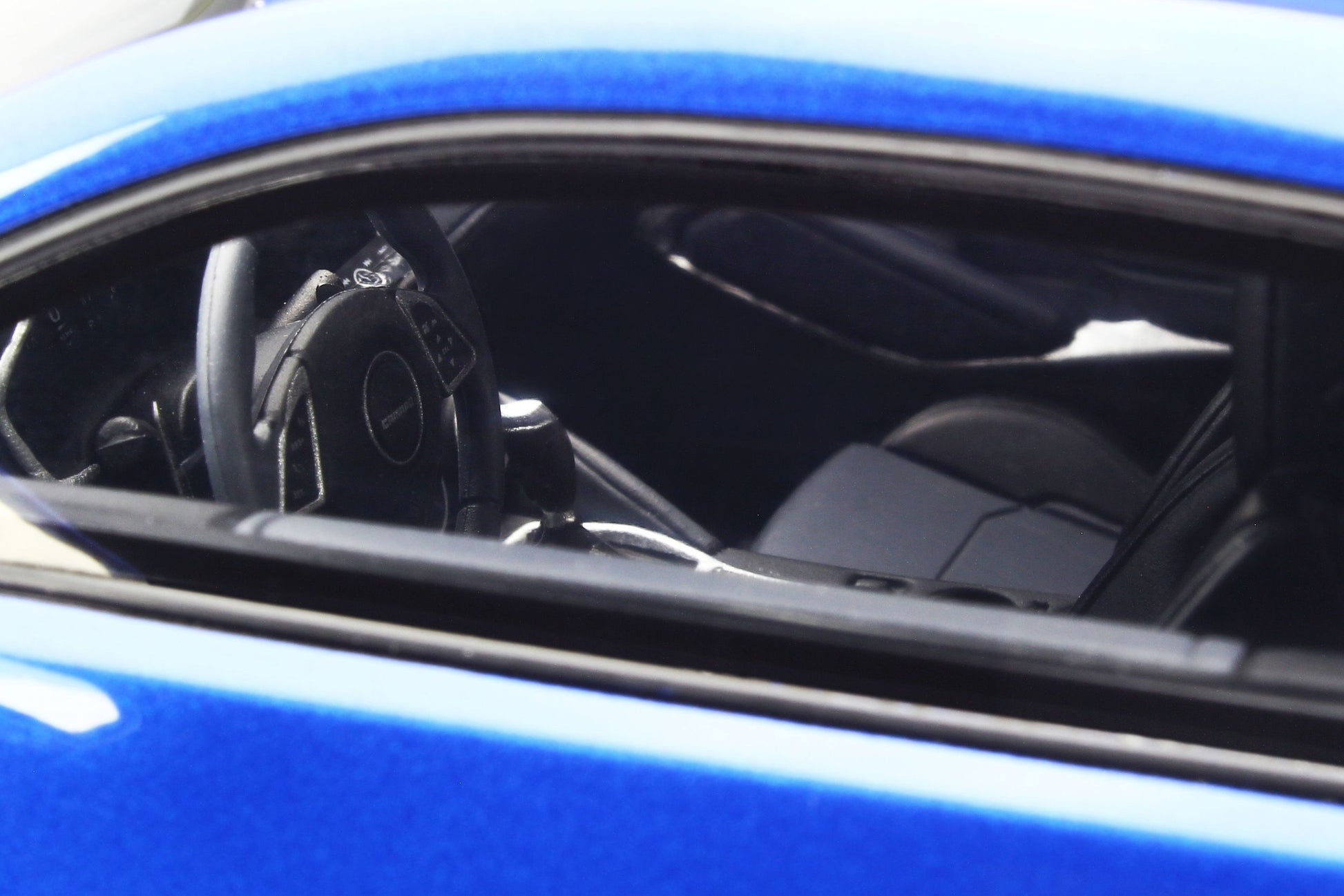 1:18 Chevrolet Camaro ZL1 - Resin Model - Hyper Blue - GT Spirit Models - GT177