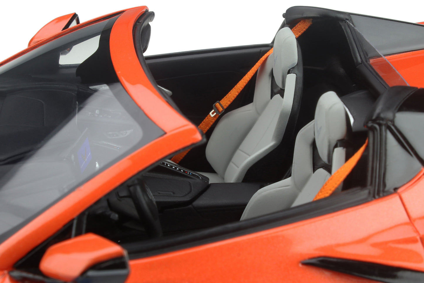 1:18 Chevrolet Corvette C8 Cabriolet - Resin Model - Sebring Orange - GT Spirit Models - GT309