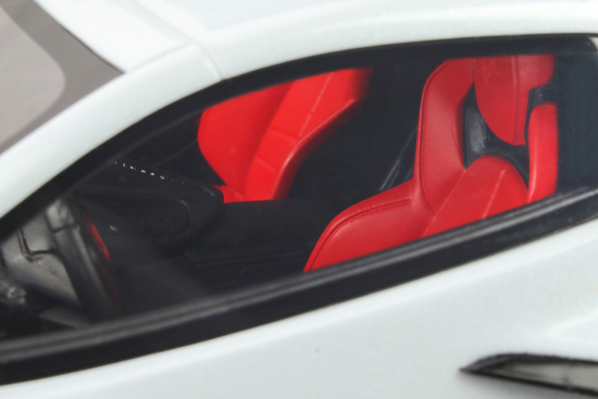 1:18 Chevrolet Corvette C8 - Resin Model - Ceramic Grey Metallic - GT Spirit Models - GT835