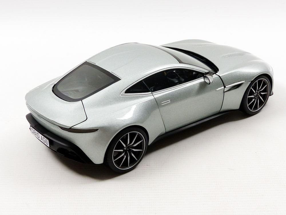 1:18 Aston Martin DB10 Spectre - 007 - Hot Wheels - CMC94