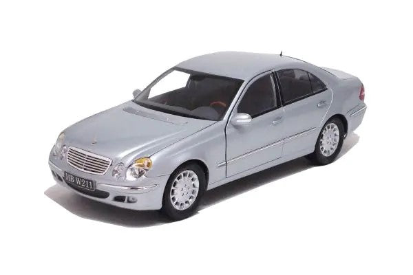 1:18 Mercedes-Benz E Class (W211) Sedan - I-Silver - Kyosho - 09002SI