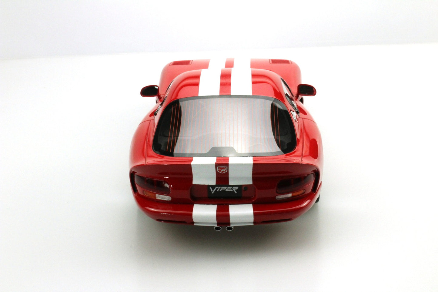 1:18 Dodge Viper GTS - 2002 - Metallic Red w/Stripes - LS Collectibles - LS016B