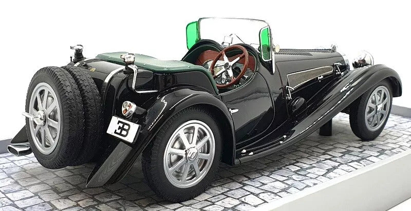 1:18 Bugatti Type 54 Roadster - 1931 - Mullin Automotive Museum Collection - Minichamps - 107 110160