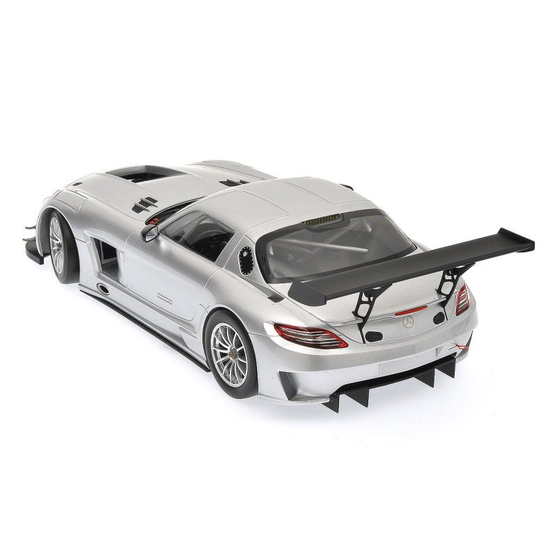 1:18 Mercedes-Benz SLS AMG GT3 Street - 2011 - Silver - Minichamps - 151 113100