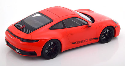 1:18 Porsche 911 Carrera 4S - 2019 - Orange - Minichamps - 155 067327