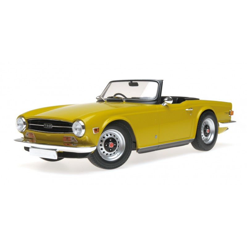 1:18 Triumph TR6 - RHD - 1973 - Yellow - Minichamps - 155 132034