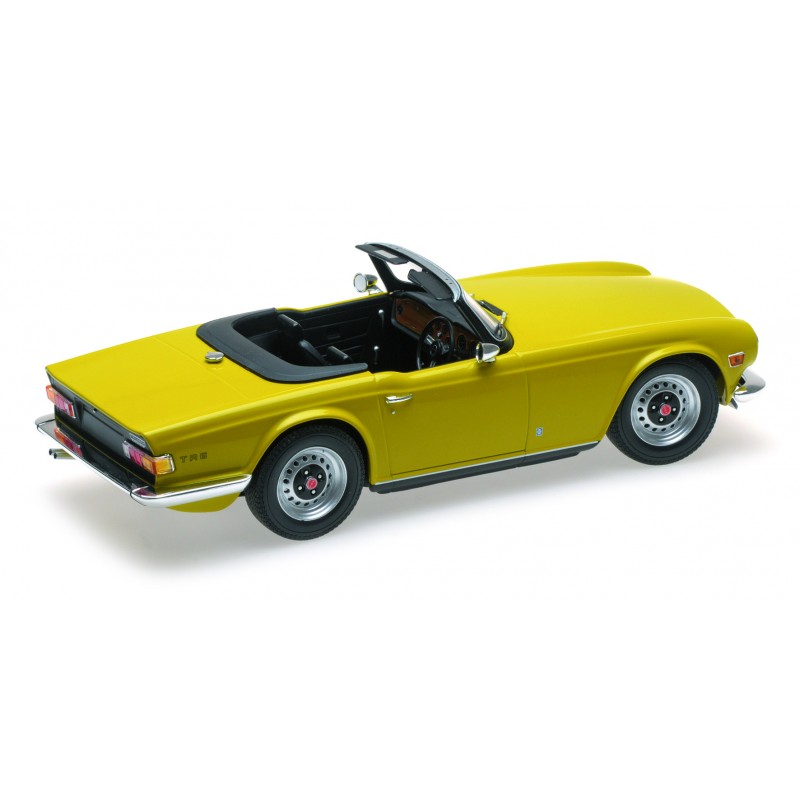 1:18 Triumph TR6 - RHD - 1973 - Yellow - Minichamps - 155 132034