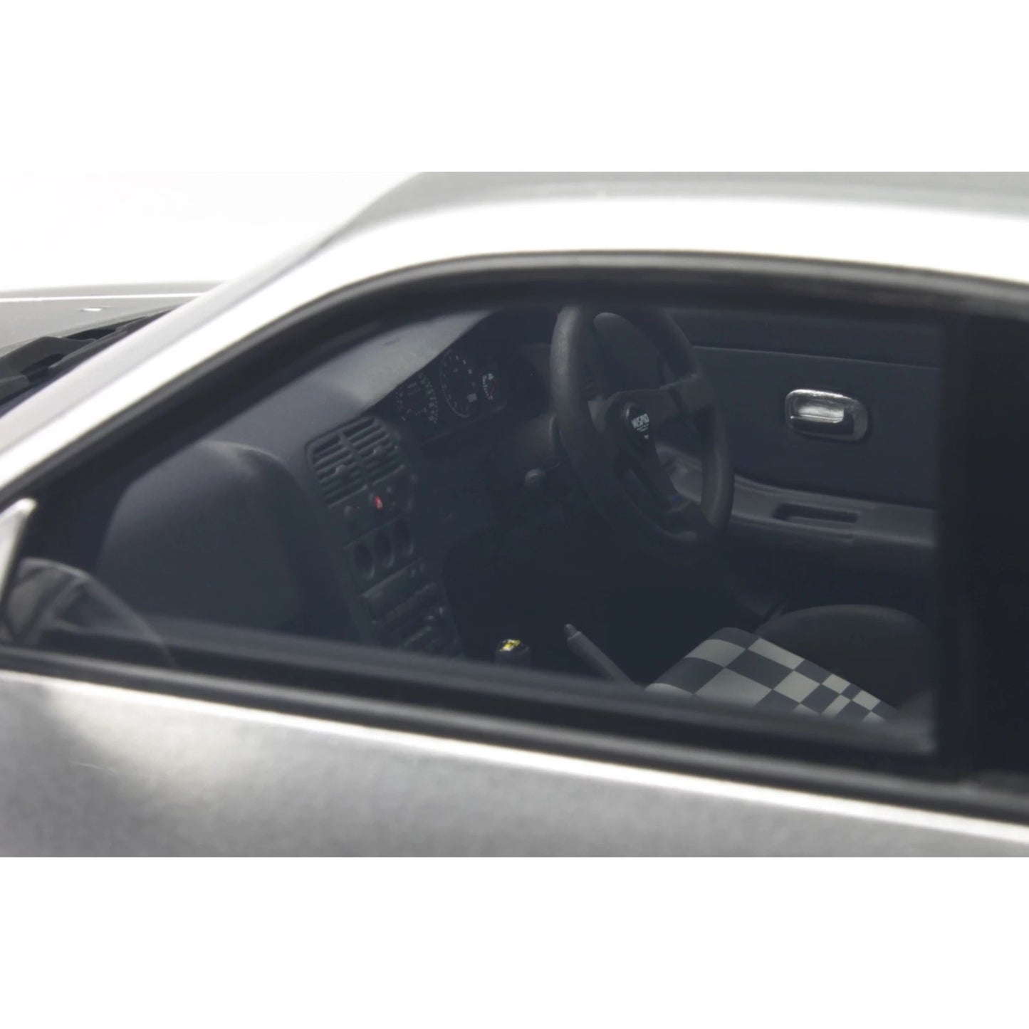 1:18 Nissan R33 Skyline Nismo GTR LM - Resin Model - 1996 - Spark Silver - Otto Models - OT193