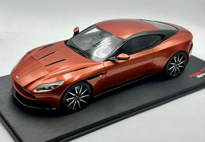 1:18 Aston Martin DB11 - Cinnabar Orange - Top Speed - TS0021