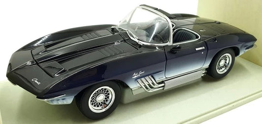 1:18 Chevrolet Corvette Mako Shark - Dark Blue - UT Models - 21061